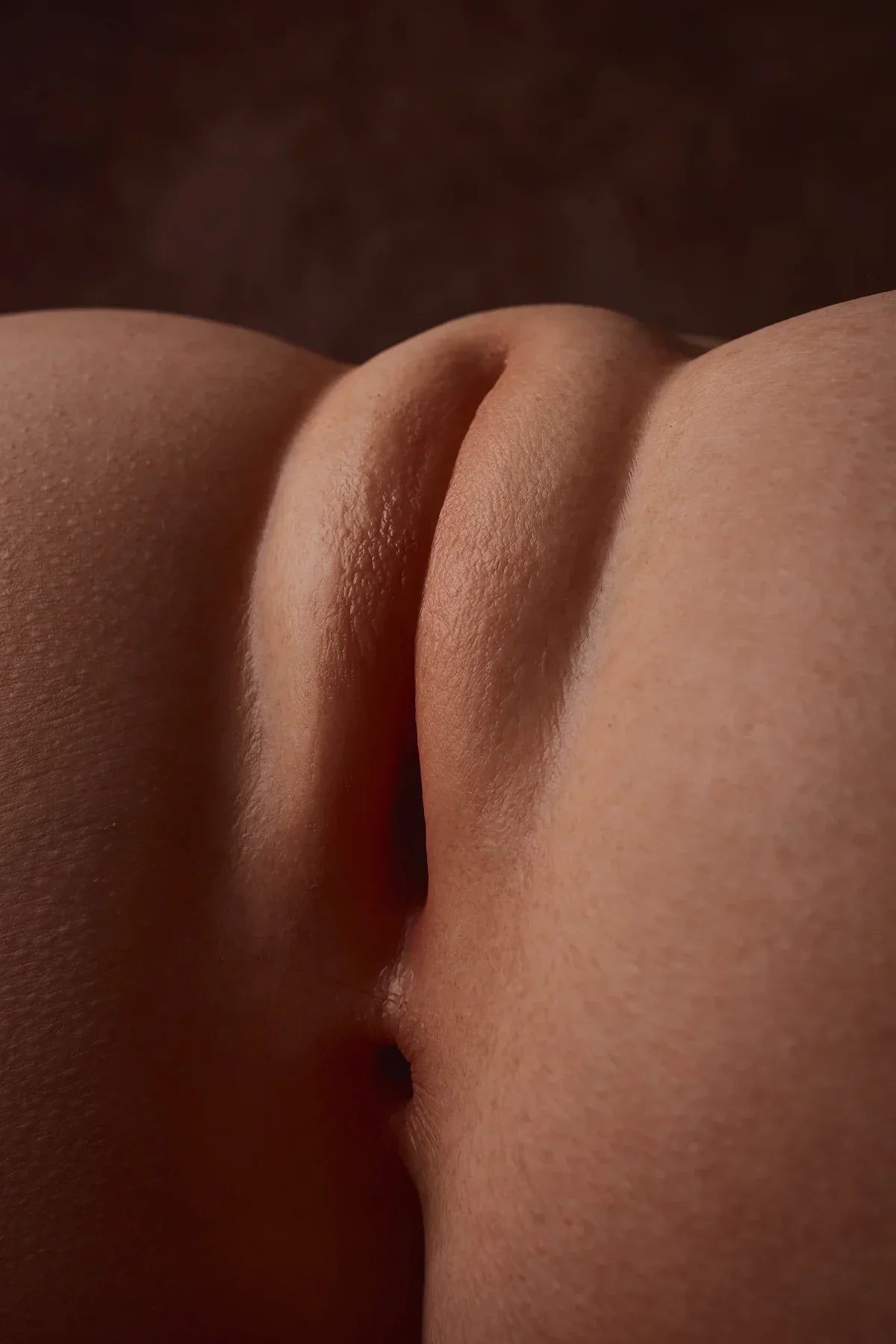 Midnight Muse Full-Bust Ultra-Light Silicone Torso – detail view 13